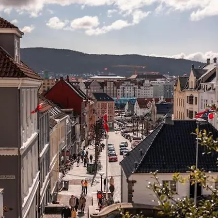 New Couples Apartment In The Heart Of Bergen Exterior photo